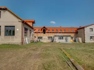 Prodej rodinného domu, Drhovy, 340 m2