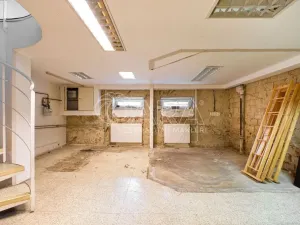 Prodej obchodního prostoru, Ostrava - Svinov, Bílovecká, 94 m2