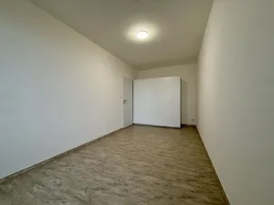 Prodej bytu 2+kk, Praha - Troja, Hnězdenská, 44 m2