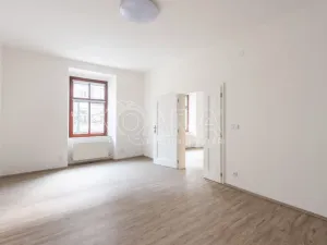 Pronájem bytu 2+kk, Praha - Karlín, Sokolovská, 62 m2