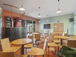 Prodej kanceláře, Praha - Petrovice, Novopetrovická, 1433 m2