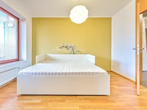 Pronájem bytu 2+kk, Dolní Břežany, Náměstí Na Sádkách, 58 m2