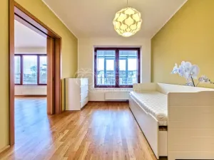 Pronájem bytu 2+kk, Dolní Břežany, Náměstí Na Sádkách, 58 m2