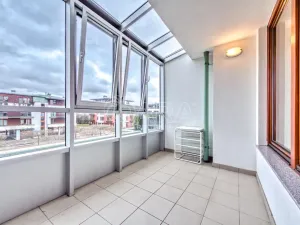 Pronájem bytu 2+kk, Dolní Břežany, Náměstí Na Sádkách, 58 m2