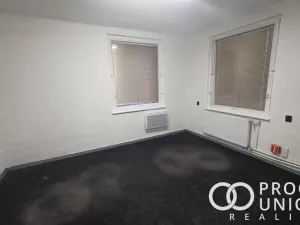 Pronájem obchodního prostoru, Rožnov pod Radhoštěm, 100 m2