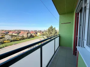 Pronájem bytu 3+1, Hrušovany u Brna, Sídliště, 72 m2