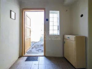 Prodej rodinného domu, Praha - Suchdol, Stržná, 233 m2