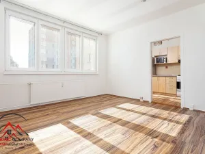 Pronájem bytu 2+1, Ostrava, Rezkova, 45 m2