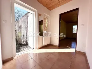 Prodej rodinného domu, Šestajovice, Husova, 118 m2