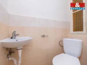 Pronájem bytu 2+kk, Praha - Holešovice, Janovského, 36 m2