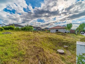 Prodej pozemku pro bydlení, Mělník, Včelařská, 863 m2