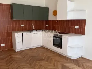 Pronájem bytu 3+kk, Praha - Dejvice, Kafkova, 76 m2