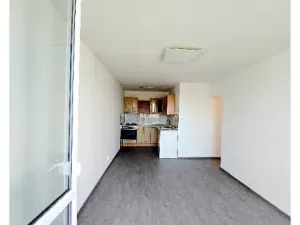 Pronájem bytu 2+kk, Praha - Kobylisy, Mirovická, 40 m2