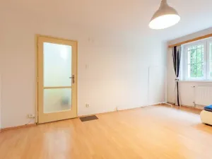 Pronájem bytu 1+1, Praha - Vršovice, Na louži, 36 m2