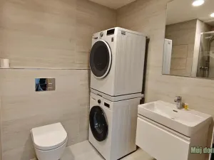 Pronájem bytu 1+kk, Praha - Vysočany, Poděbradská, 35 m2