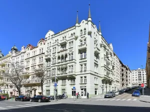 Pronájem bytu 2+kk, Praha - Vršovice, Slovinská, 53 m2