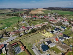 Prodej pozemku pro bydlení, Hradčany, 1301 m2