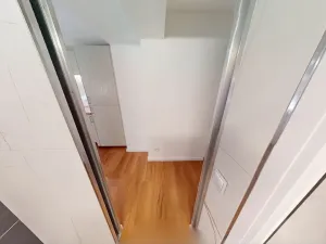 Prodej bytu 1+kk, Praha, Nad Kajetánkou, 17 m2