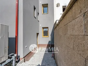 Pronájem bytu 2+kk, Teplice, Revoluční, 56 m2