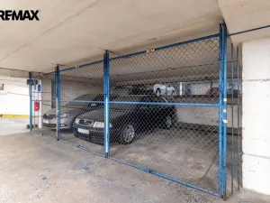 Prodej garážového stání, Praha - Podolí, Milevská, 12 m2