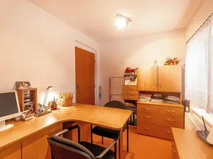 Prodej rodinného domu, Křesín, 151 m2