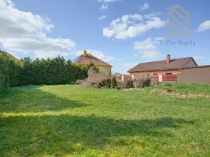 Prodej rodinného domu, Radovesice, 520 m2