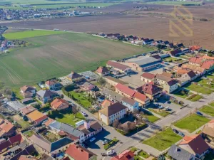 Prodej rodinného domu, Radovesice, 520 m2