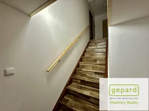 Prodej rodinného domu, Karlovy Vary - Počerny, 150 m2