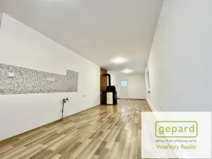 Prodej rodinného domu, Karlovy Vary - Počerny, 150 m2