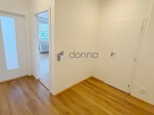 Pronájem bytu 3+kk, Praha, V dolině, 59 m2