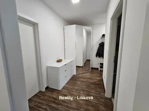 Pronájem bytu 2+kk, Ústí nad Labem - Ústí nad Labem-centrum, Velká Hradební, 54 m2