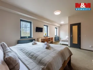 Prodej ubytování, Chodov, Poděbradova, 2700 m2