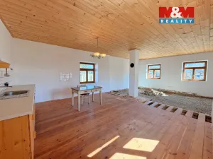 Prodej rodinného domu, Chlum u Třeboně - Mirochov, 178 m2