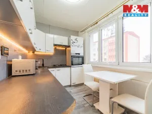 Prodej bytu 2+1, Habartov, Karla Čapka, 52 m2