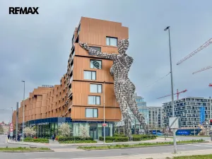 Pronájem bytu 3+1, Praha - Karlín, Molákova, 63 m2