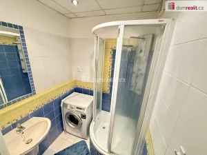 Pronájem bytu 2+1, Praha - Lhotka, Mirotická, 61 m2