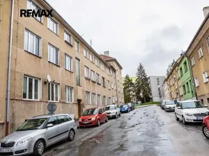 Pronájem bytu 2+kk, Jindřichův Hradec, Tovární, 61 m2