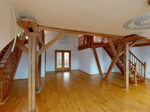 Prodej atypického bytu, Brno, Bayerova, 122 m2