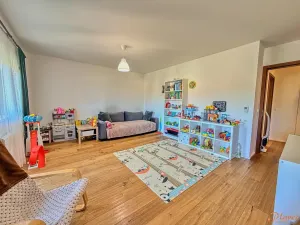Pronájem bytu 2+kk, Praha - Modřany, K Vystrkovu, 68 m2