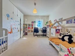 Pronájem bytu 2+kk, Praha - Modřany, K Vystrkovu, 68 m2