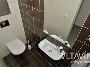 Pronájem bytu 2+kk, Praha - Smíchov, Švédská, 62 m2