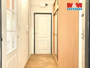 Pronájem bytu 2+1, Jindřichův Hradec - Jindřichův Hradec III, sídliště Vajgar, 58 m2