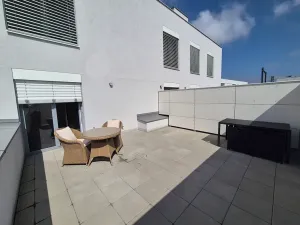 Pronájem bytu 2+kk, Kladno, Bohumila Landy, 42 m2