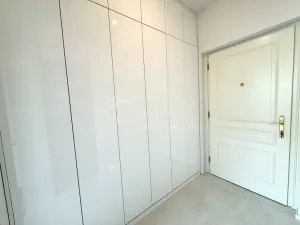 Pronájem atypického bytu, Praha - Smíchov, Holečkova, 56 m2