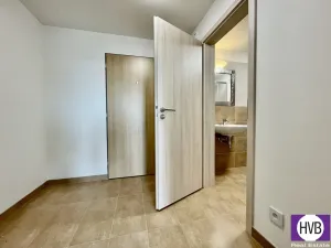 Pronájem bytu 1+kk, Praha - Strašnice, Strančická, 36 m2