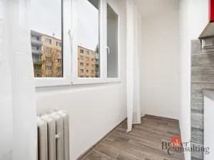 Prodej bytu 2+1, Plzeň - Skvrňany, Křimická, 52 m2