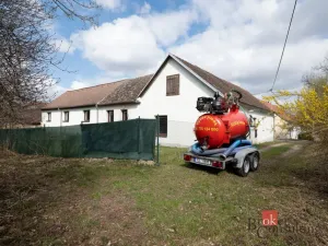 Prodej zemědělské usedlosti, Jinín, 254 m2