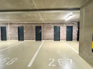 Pronájem bytu 2+kk, Praha - Strašnice, Zvěřinova, 72 m2