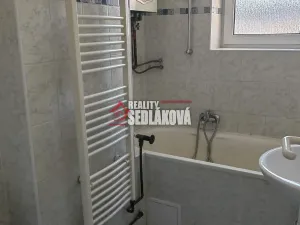 Pronájem bytu 2+1, Děčín - Děčín III-Staré Město, Litoměřická, 57 m2