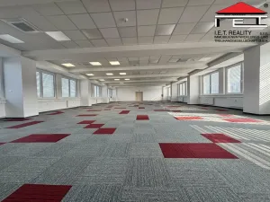 Pronájem kanceláře, Frýdek-Místek, Míru, 800 m2